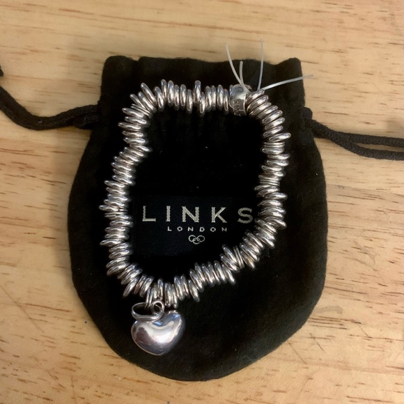 LINKS of London Bracelet & Heart Charm - Picture 10 of 11